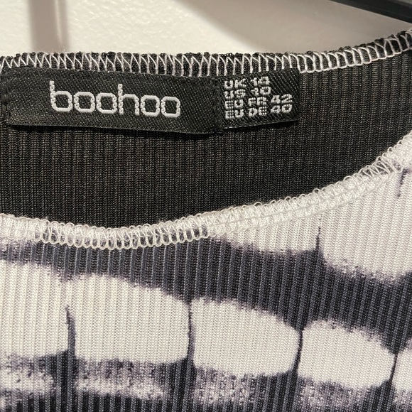 Crop Top - Picture 2 of 3